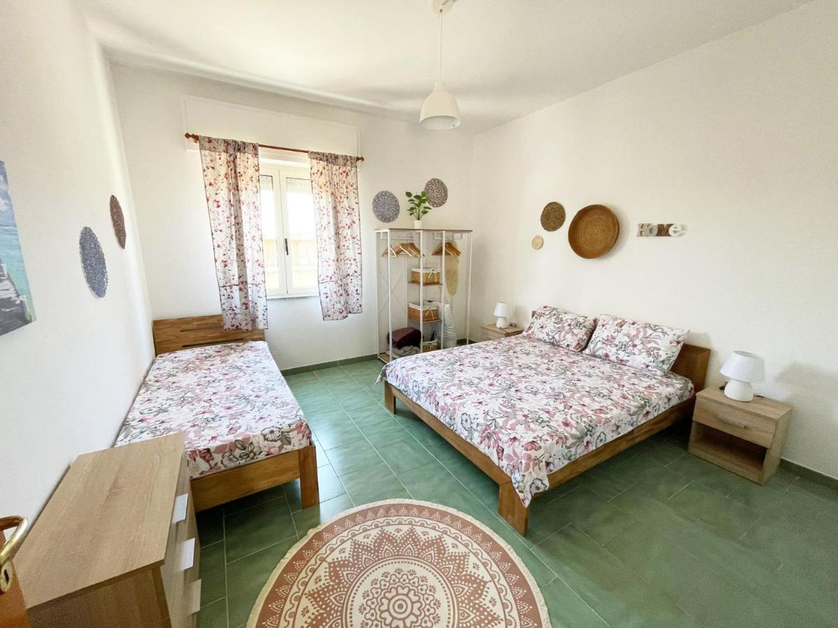 Casa Di Nelia Villa Baratili San Pietro Екстериор снимка